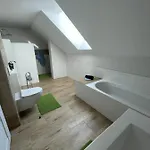 Mima فيلة Nová Lesná